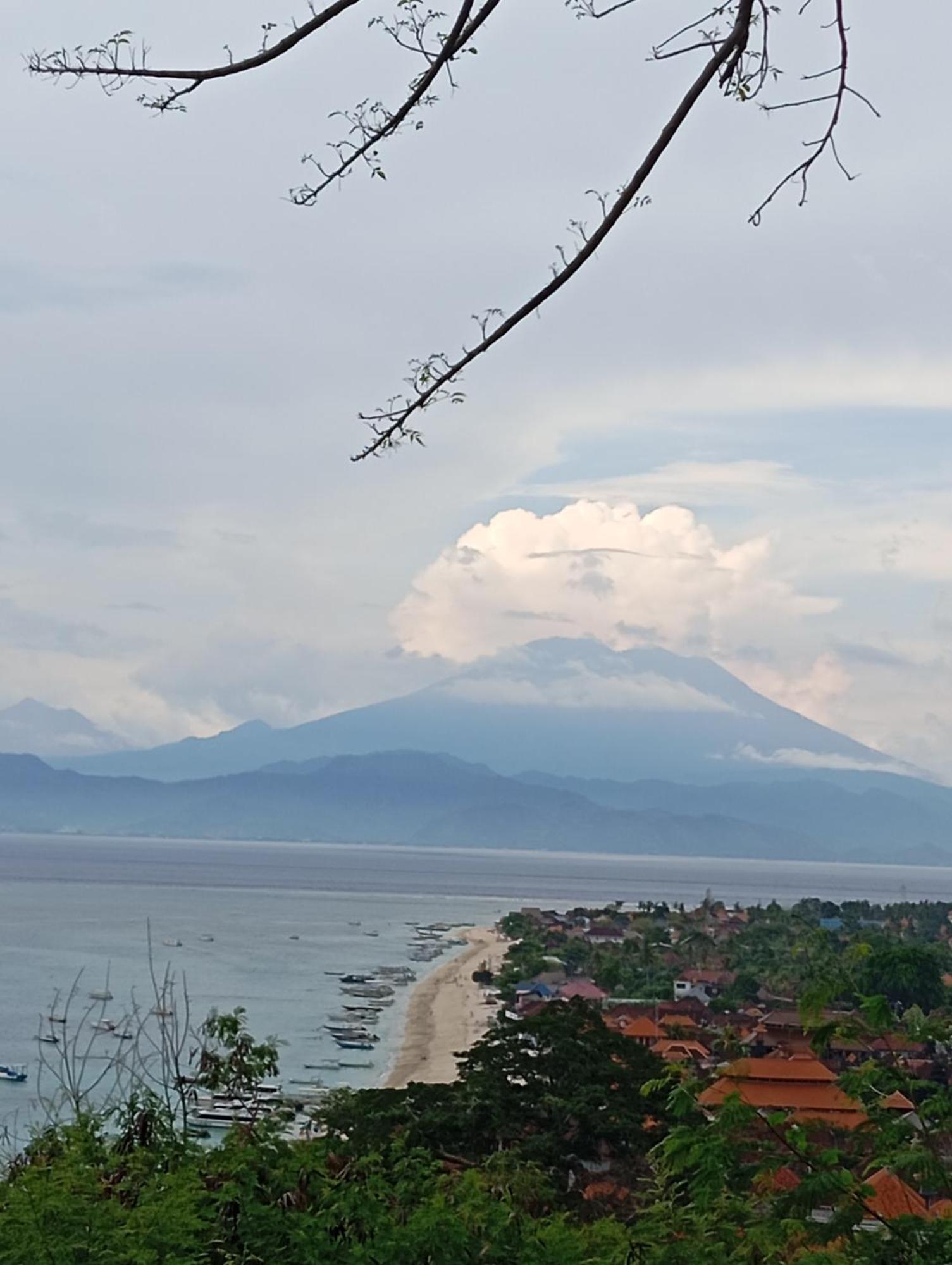 Belong Home Stay Lembongan Luaran gambar